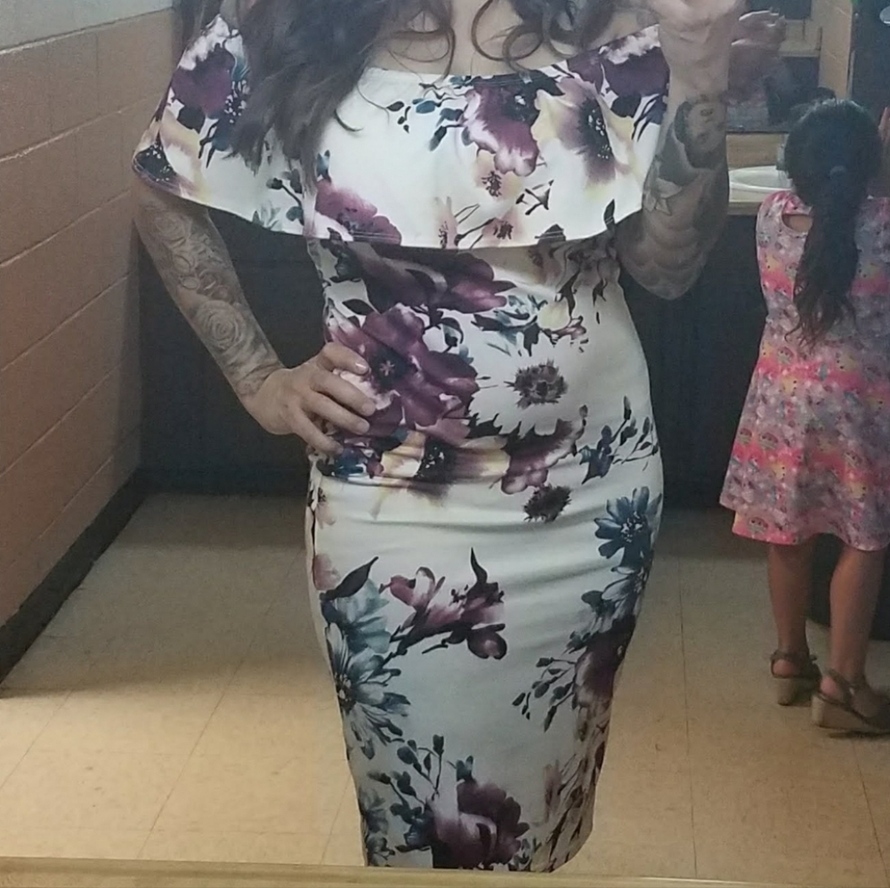 Floral Off-Shoulder Summer Formal Dress!